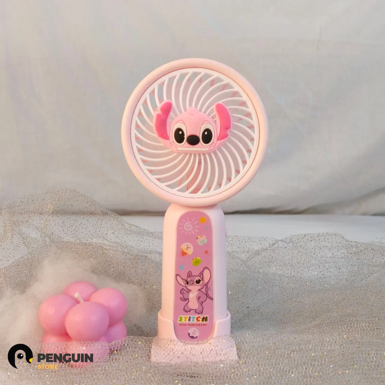 مروحة "آنجل" (Angel) الوردي 2 في 1 - مروحة يد ومكتب بـ قاعدة وشحن USB وتصميم ديزني الرقيق 🎀🌀✨