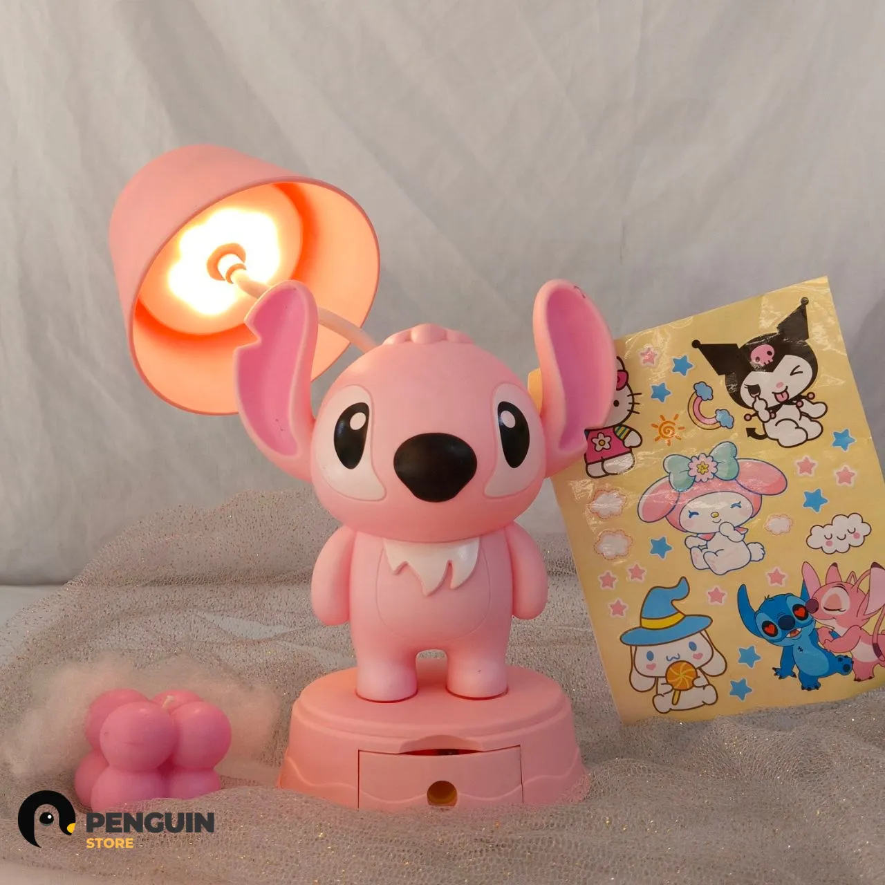 أباجورة "آنجل" (Angel) ستيتش الوردي - كشاف مكتب بـ درج براية وستيكرز مبهجة 💖✨💡