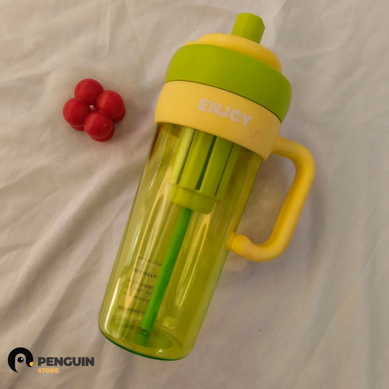 زجاجة مياه (Water Bottle) "Enjoy" الليموني - مطارة مياه بشاليمو، يد حمل، وتصميم عصري منعش 🍋💚✨